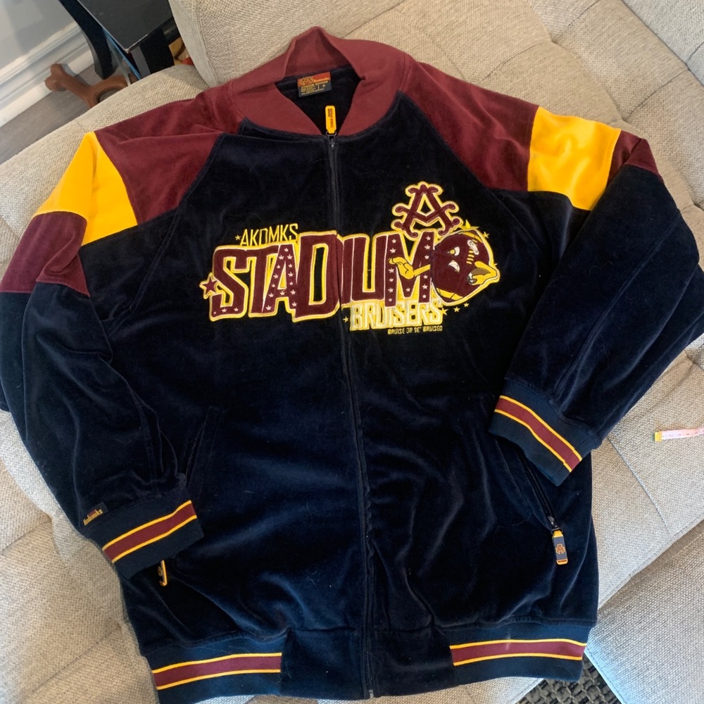 Akademiks velour coat